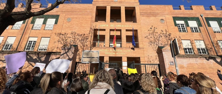 424716109_263456780131429_4558641604554649449_n